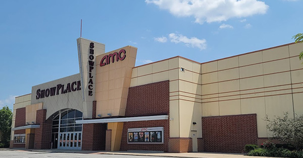 AMC CLASSIC Hobart 12 - 2590 Southlake Mall Drive, Merrillville, IN 46410