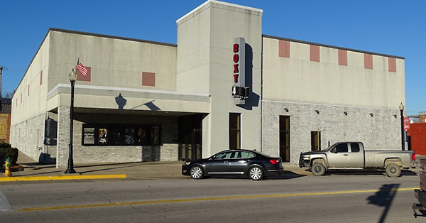 B&B Theatres Chanute Roxy Cinema 4 - 302 East Main St., Chanute, KS 66720