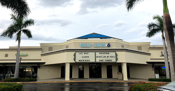 B&B Theatres Towne Centre 6 - 3855 Tamiami Trail East, Naples, FL 34112