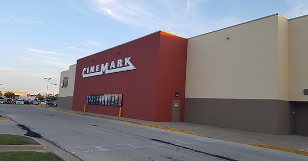Cinemark Bourbonnais Movies 10 - 1600 North State Route 50, Bourbonnais, IL 60914
