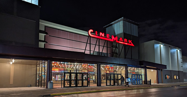 Cinemark Melrose Park - 1001 West North Ave, Melrose Park, IL 60160