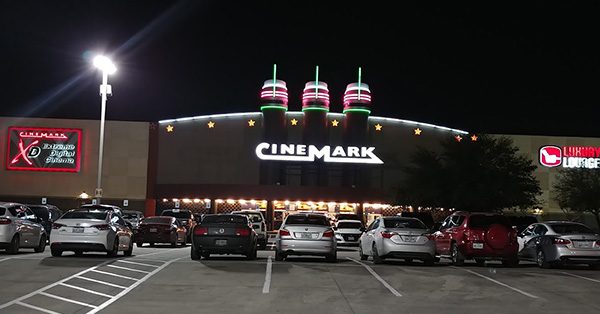 Cinemark Tinseltown Jacinto City and XD - 11450 East Freeway, Jacinto City, TX 77029