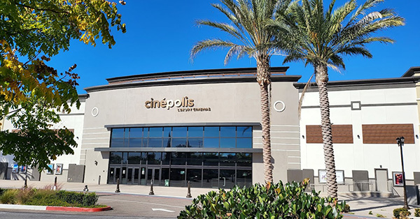 Cinepolis Luxury Cinema La Costa Town Square - 3434 Via Mercato, Carlsbad, CA 92009