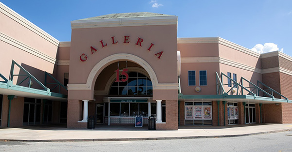 Galleria Mall Stadium Cinemas 15 - 2980 Watson Blvd., Centerville, GA 31028