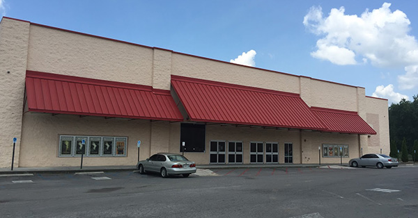 Hollywood 10 Cinema - 3519 S. Broad St., Scottsboro, AL 35769