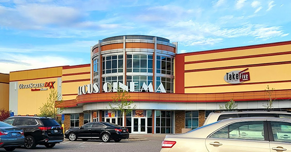 Marcus Southbridge Crossing Cinema - 8380 Hansen Ave, Shakopee, MN 55379