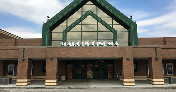 Marcus Wehrenberg Des Peres 14 - 12701 Manchester Rd., Des Peres, MO 63131