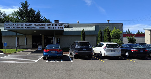 Northern Lights Theatre Pub - 3893 Commercial St. SE, Salem, OR 97302