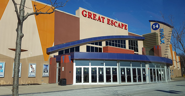 Regal Dickson City & IMAX - 3909 Commerce Blvd, Dickson City, PA 18519