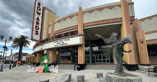 Regal Edwards Brea East - 155 W. Birch St., Brea, CA 92821