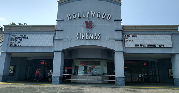Regal Hollywood Cinemas - Gainesville - 120 Green Hill Circle NW, Gainesville, GA 30504