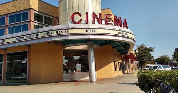 Regal Hollywood Merced - 403 W Main, Merced, CA 95340