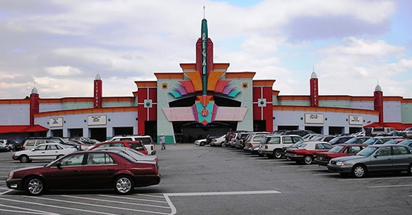 Regal Hollywood ScreenX, 4DX & RPX – Nashville - 719 Thompson Lane, Nashville, TN 37204
