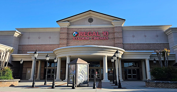 Regal Perimeter Pointe - 1155 Mount Vernon Highway, Atlanta, GA 30338