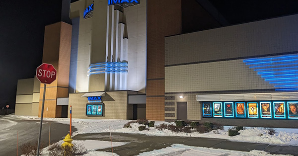 Regal Transit Center & IMAX - 6707 Transit Rd., Williamsville, NY 14221