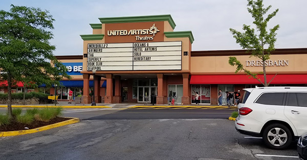 Regal UA Cortlandt Town Center - 3131 E. Main Street, Mohegan Lake, NY 10547