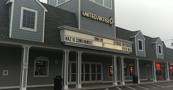 Regal UA Hampton Bays - 119 W. Montauk Hwy, Hampton Bays, NY 11946