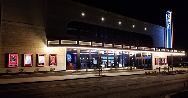 Regal Yorba Linda & IMAX - 4870 Valencia Ave, Yorba Linda, CA 92886
