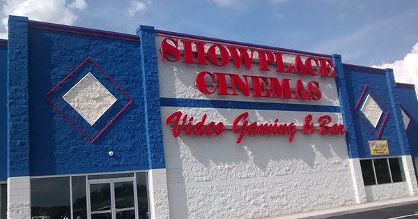 Showplace Cinemas Harrisburg 9 - 701 N. Commercial St., Harrisburg, IL 62946