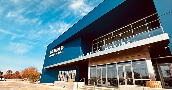 Studio Movie Grill Plano - 4721 W. Park Blvd, Plano, TX 75093