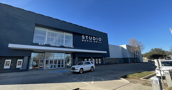 Studio Movie Grill Spring Valley - 13933 N. Central Expressway, Dallas, TX 75243